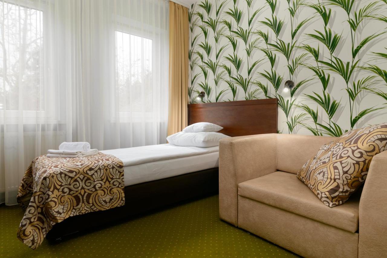 Hotel Zielony Poznań Buitenkant foto