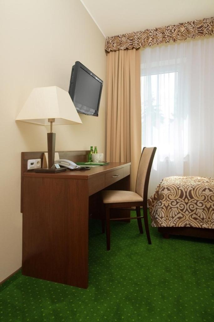 Hotel Zielony Poznań Buitenkant foto