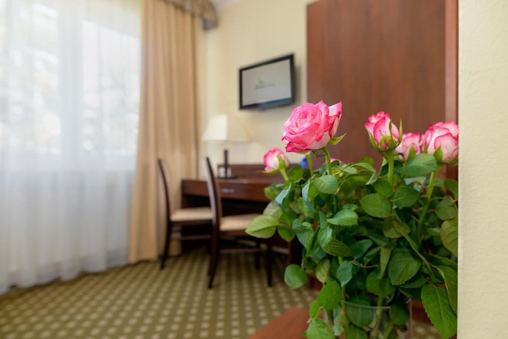 Hotel Zielony Poznań Buitenkant foto