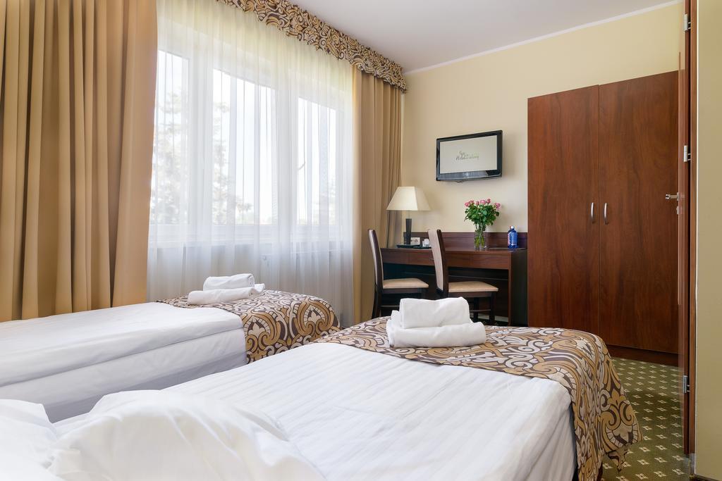 Hotel Zielony Poznań Buitenkant foto