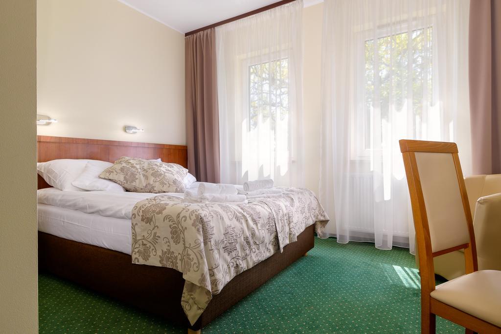 Hotel Zielony Poznań Buitenkant foto