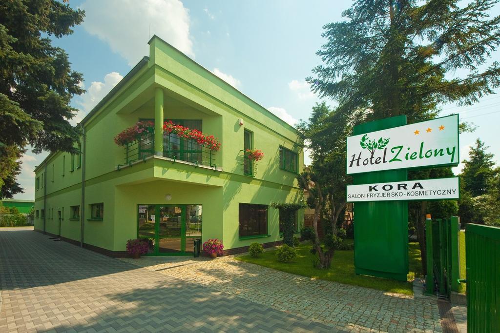 Hotel Zielony Poznań Buitenkant foto